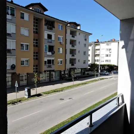 Apartamento Apartman Lux S&v 1 Lukavica Istocno Hilandarska Centar Sarajevo